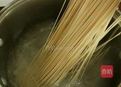素炒挂面的做法图解3