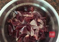 酸辣鸭杂的做法图解2