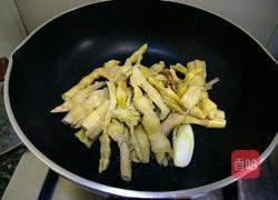 酸笋田螺煲的做法图解8