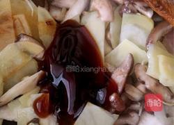 榛蘑炒土豆片的做法图解4