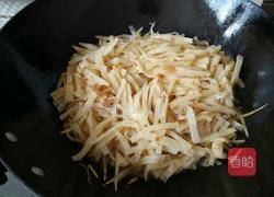 豆芽肉丝焖饼的做法图解5