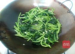 炒红薯苗的做法图解6