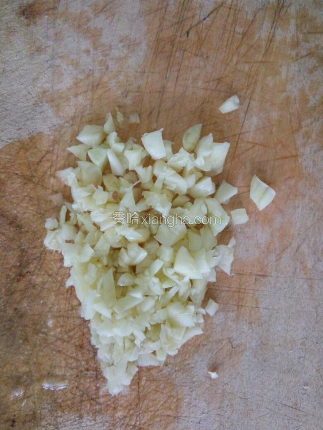 蒜适量切沫