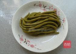 酸豇豆的做法图解1