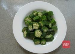 青椒炒秋葵的做法图解2