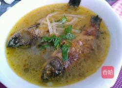 鲫鱼白萝卜汤的做法图解8