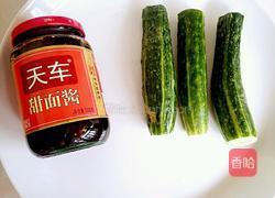 黄瓜甜面酱的做法图解1