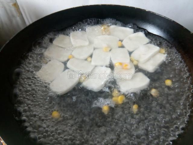 煮一会，年糕都飘起来