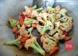 豆豉酱爆有机花菜的做法图解10