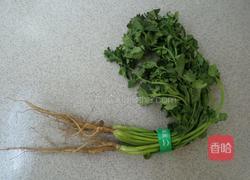 香菜煎鸡蛋的做法图解1