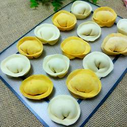 金银元宝饺子的做法[图]
