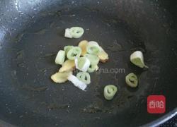 酱油水煮杂鱼的做法图解3