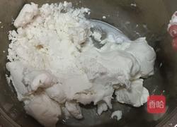 芝麻大饼的做法图解1