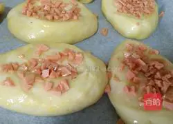 Illustration of how to make salad ham bread 13