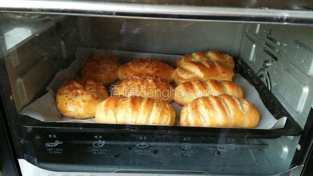 下层150度，上层170度，中层烤20分钟