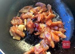 蒜烧牛蹄筋的做法图解5