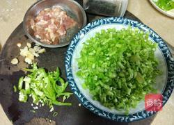 炒空心菜梗的做法图解1