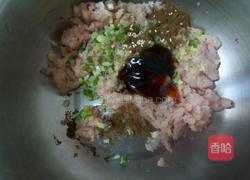 胡萝卜玉米肉饺子的做法图解8