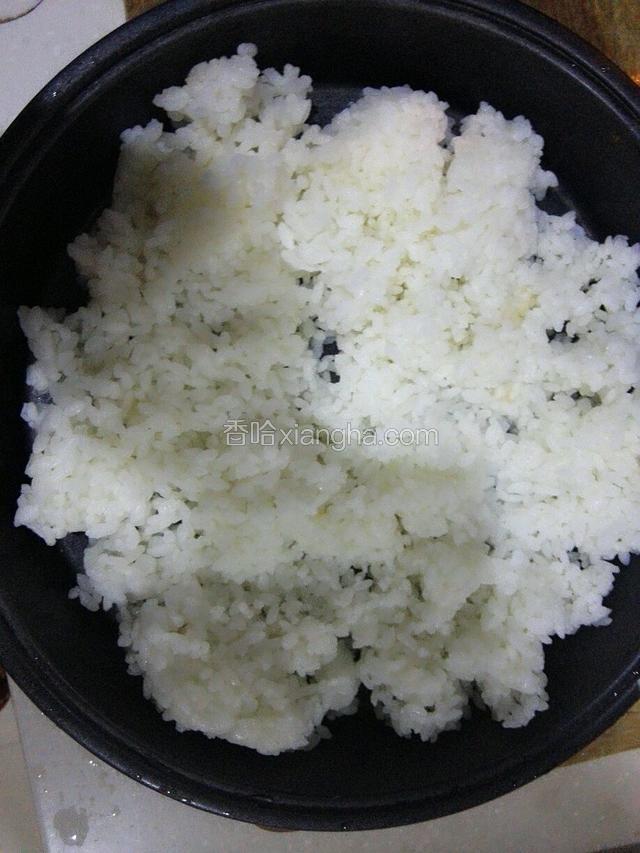 剩米饭一大碗