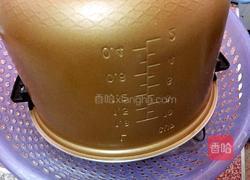 电饭煲制酸奶的做法图解1