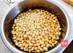 酱黄豆的做法图解1