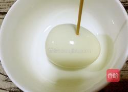 当归红糖鸡蛋的做法图解2