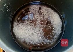 南瓜瘦肉粥的做法图解2