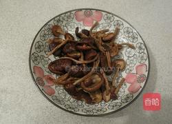 茶树菇煲鸡汤的做法图解2