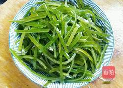 海带豆芽汤的做法图解1