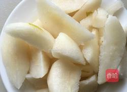 银耳雪梨红枣羹的做法图解3