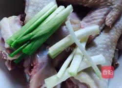 黄焖鸡块的做法图解2