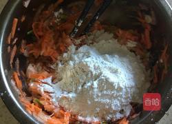 油炸双色素丸子的做法图解4