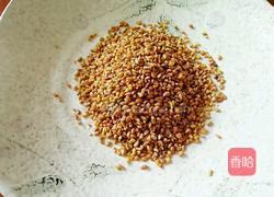 三降苦荞茶的做法图解1