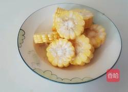 南瓜玉米排骨汤的做法图解3