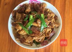 牛腩炖腐竹的做法图解10