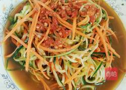 凉拌黄瓜胡萝卜丝的做法图解5