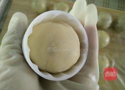 广式豆沙月饼的做法图解12