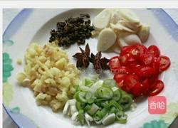 爆炒香辣田螺的做法图解4