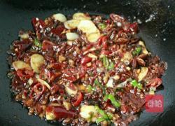 爆炒香辣田螺的做法图解6