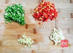 香菇肉末的做法图解1