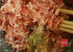 煎丸子的做法图解3