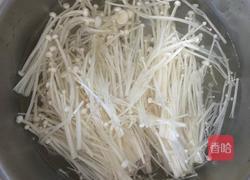 酸汤金针肥牛的做法图解4