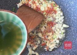 酸汤金针肥牛的做法图解8