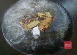 凉拌凤爪的做法图解3