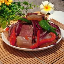 熏肉炒大蒜的做法[图]