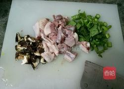 香菇鸭肉粥的做法图解3