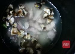 香菇鸭肉粥的做法图解4