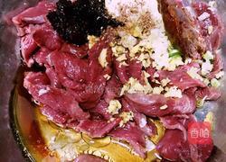 川式粉蒸牛肉的做法图解5