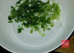 鸡蛋酸汤挂面的做法图解1