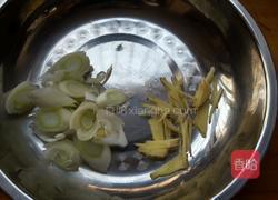 胡萝卜炒豆腐皮的做法图解5